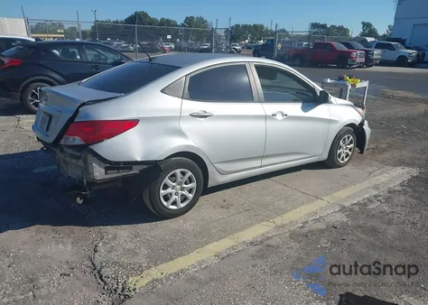 2013 Hyundai Accent Gls z USA, uszkodzony, nr VIN KMHCT4AEXDU342202